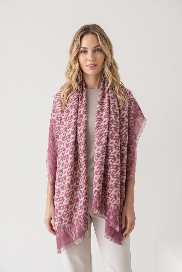 Berry pink houndstooth jacquard wrap worn by a model, KK Fashion Exports