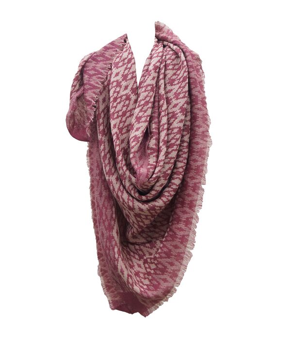 Pink jacquard wrap