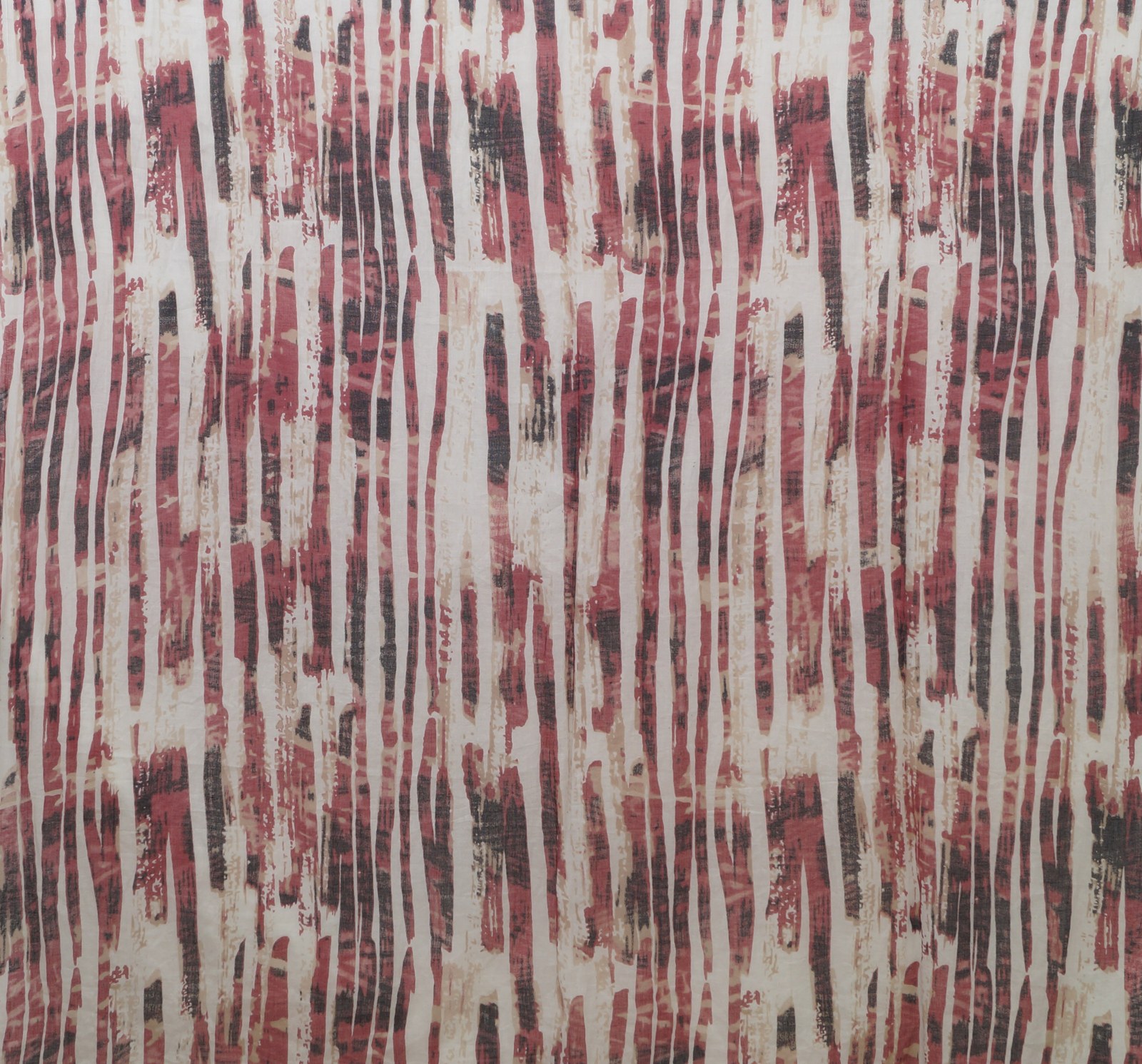 Red and white printed cotton pareo