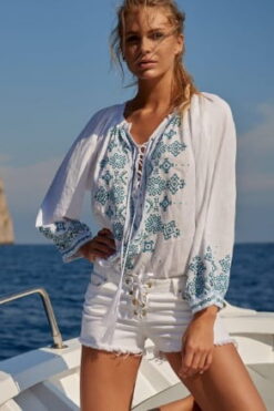 Эмобридерный топ