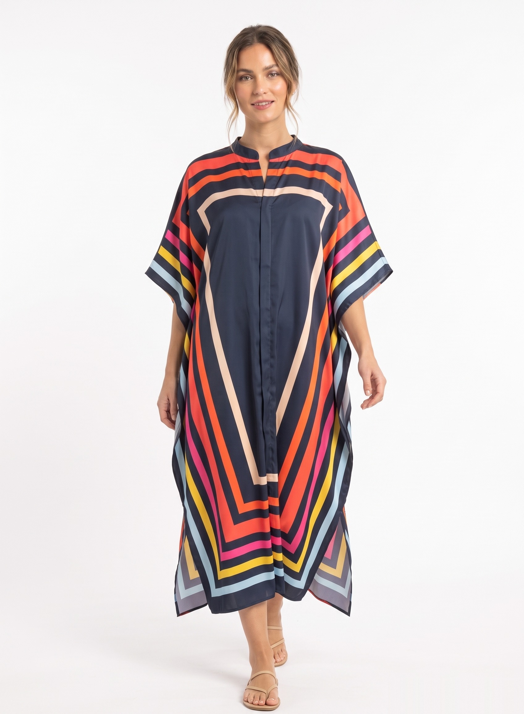 Modellfotografering av KK Fashion Exports prov SP2347K, en satinkaftan.