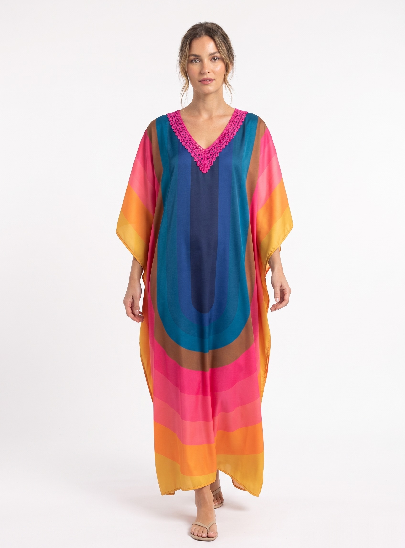 Modellfotografering av KK Fashion Exports prov SP2349LK, en satinkaftan.