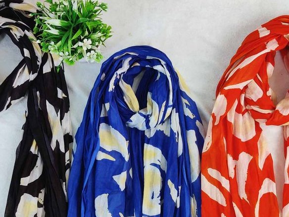 Abstract floral print cotton scarves in three colourways, made by KK Fashion Exports in Noida, Indie